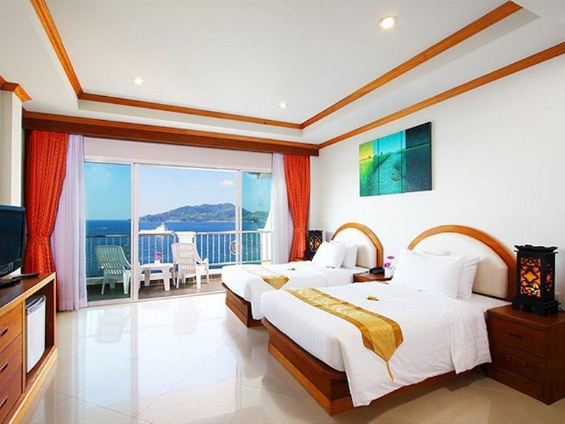 Blue Beach Club & Resort Patong Экстерьер фото