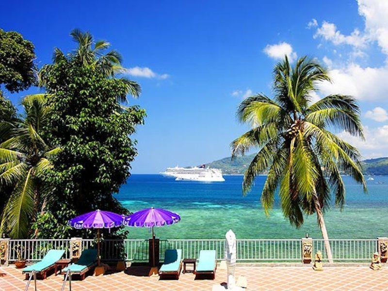 Blue Beach Club & Resort Patong Экстерьер фото