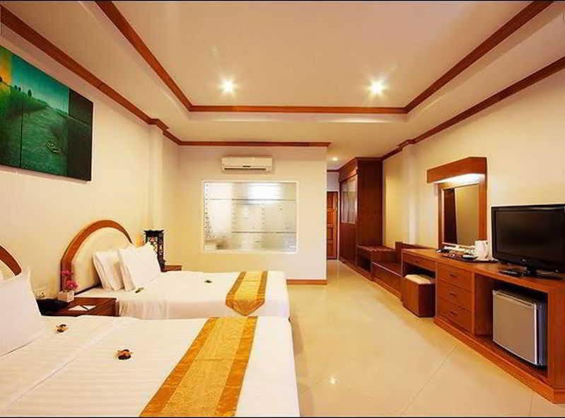 Blue Beach Club & Resort Patong Экстерьер фото