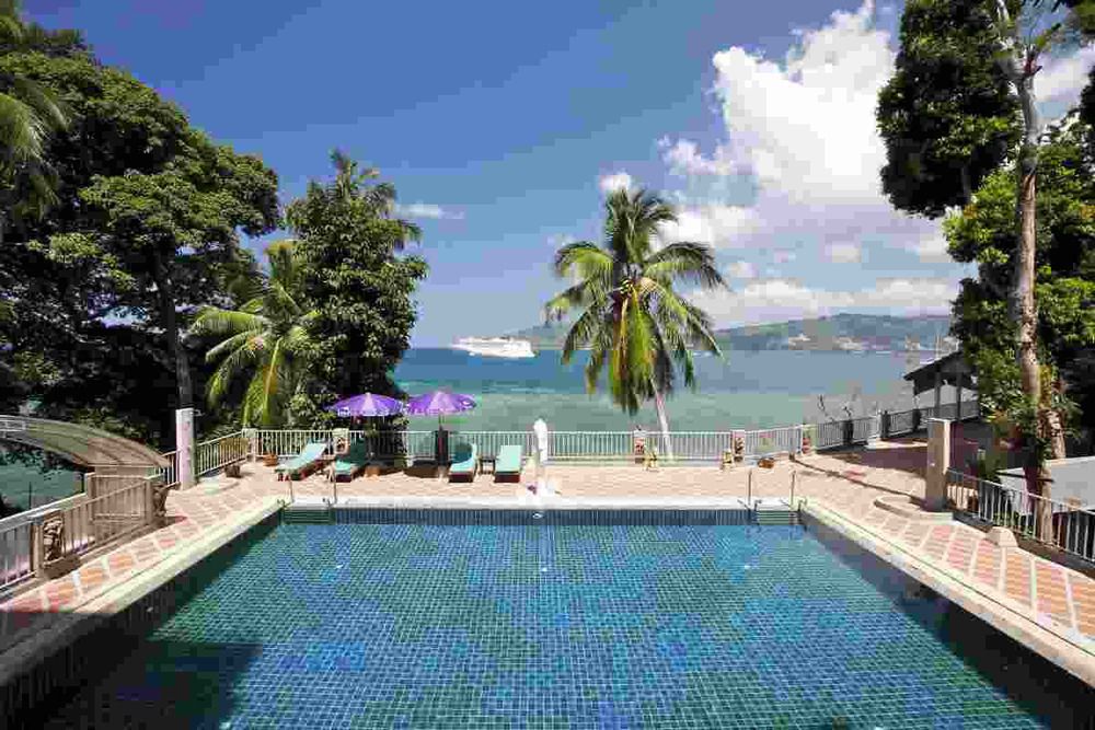 Blue Beach Club & Resort Patong Экстерьер фото